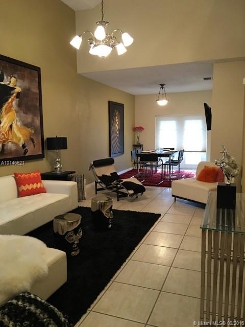 Spanish Lakes - Residential
