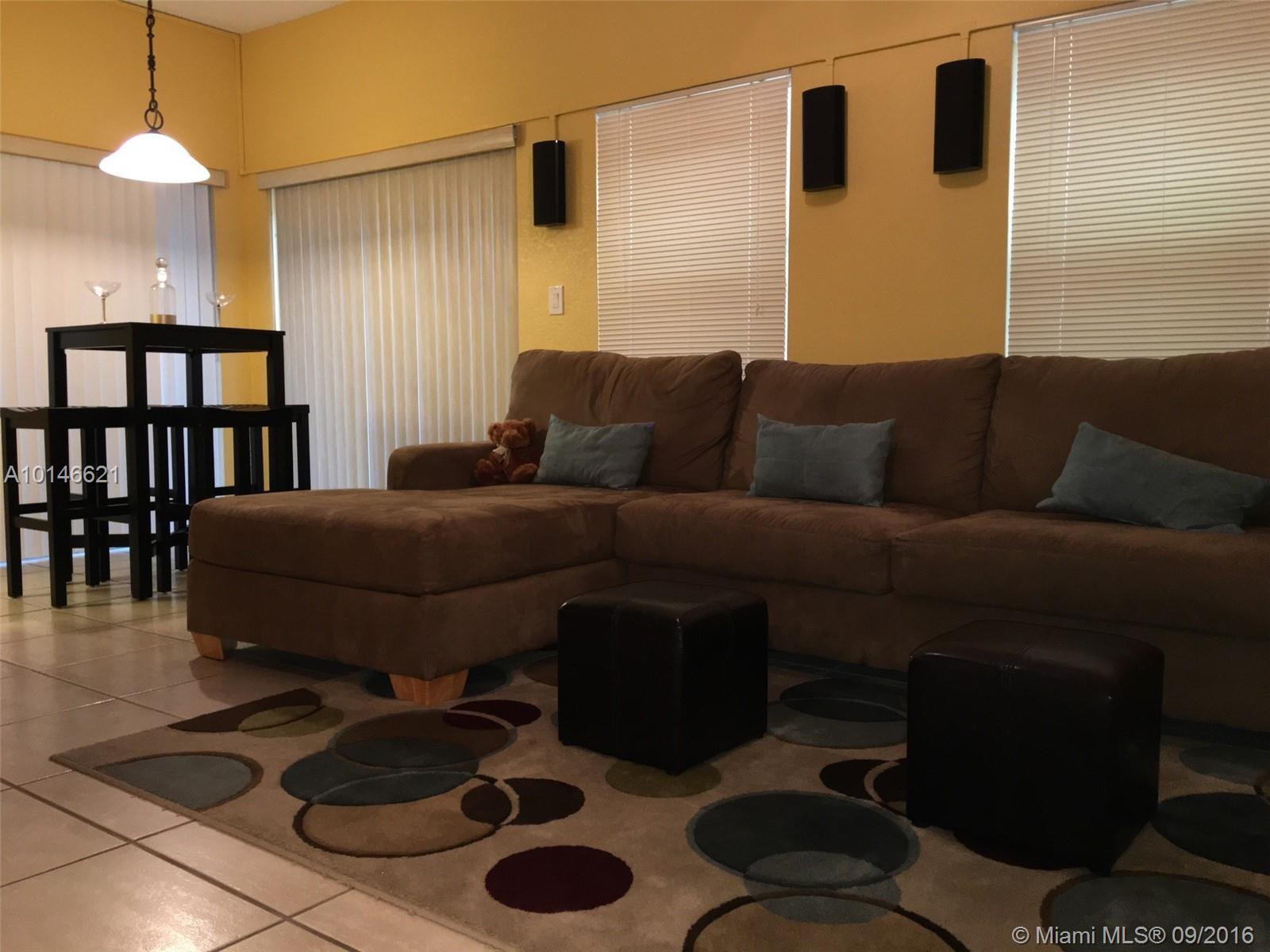 Spanish Lakes - Residential