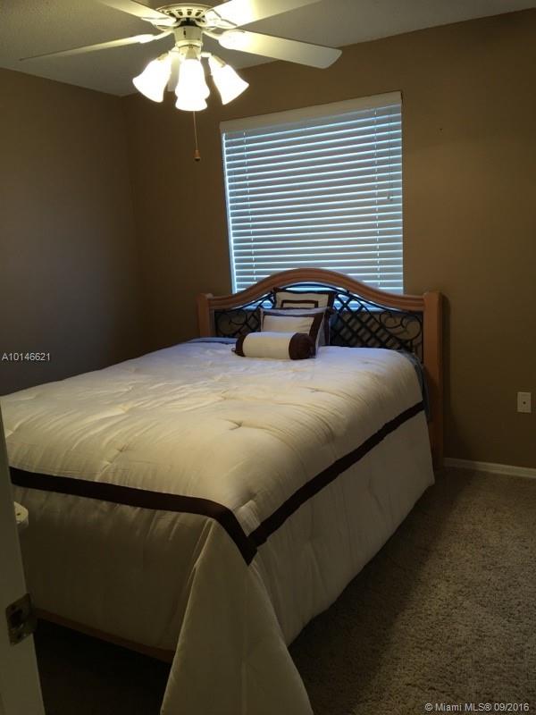 Spanish Lakes - Residential