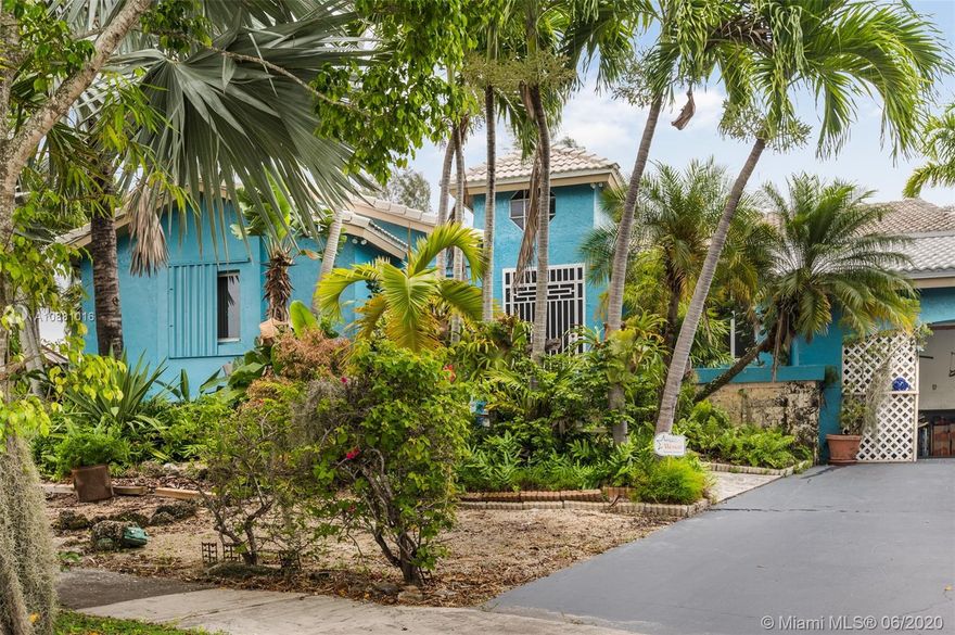 PARADISE FOUND! Tropical living at it's best. Rare opportunity to own PRIME LAKEFRONT in Saga Bay. This gorgeous 3 bedroom, 2 bath beauty features 2,122 square feet of living area and is situated on a generous 20,048 square foot fenced lakefront lot with private dock, cabana and chiki hut.  This lovely home features formal dining, formal living, open kitchen that overlooks family room, huge master suite with expansive views of the lake, updated baths and much more! Additional highlights include open floor plan that offers plenty of natural light, volume ceilings, 2 patios, tile floors throughout and 2 car garage. Saga Bay is a well maintained & highly sought after community with a low HOA of $99 per quarter. Call today for private showing.