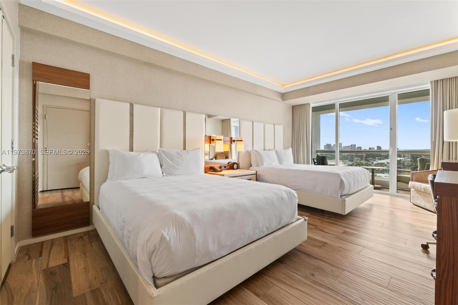 551 FLB CONDOMINIUM RESID - Residential