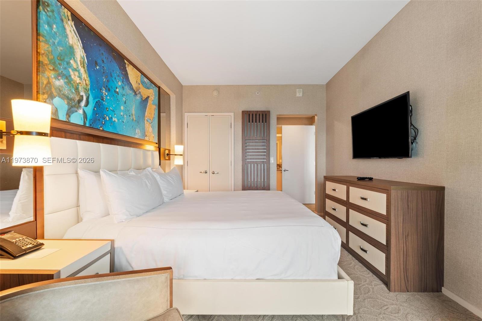 551 FLB CONDOMINIUM RESID - Residential