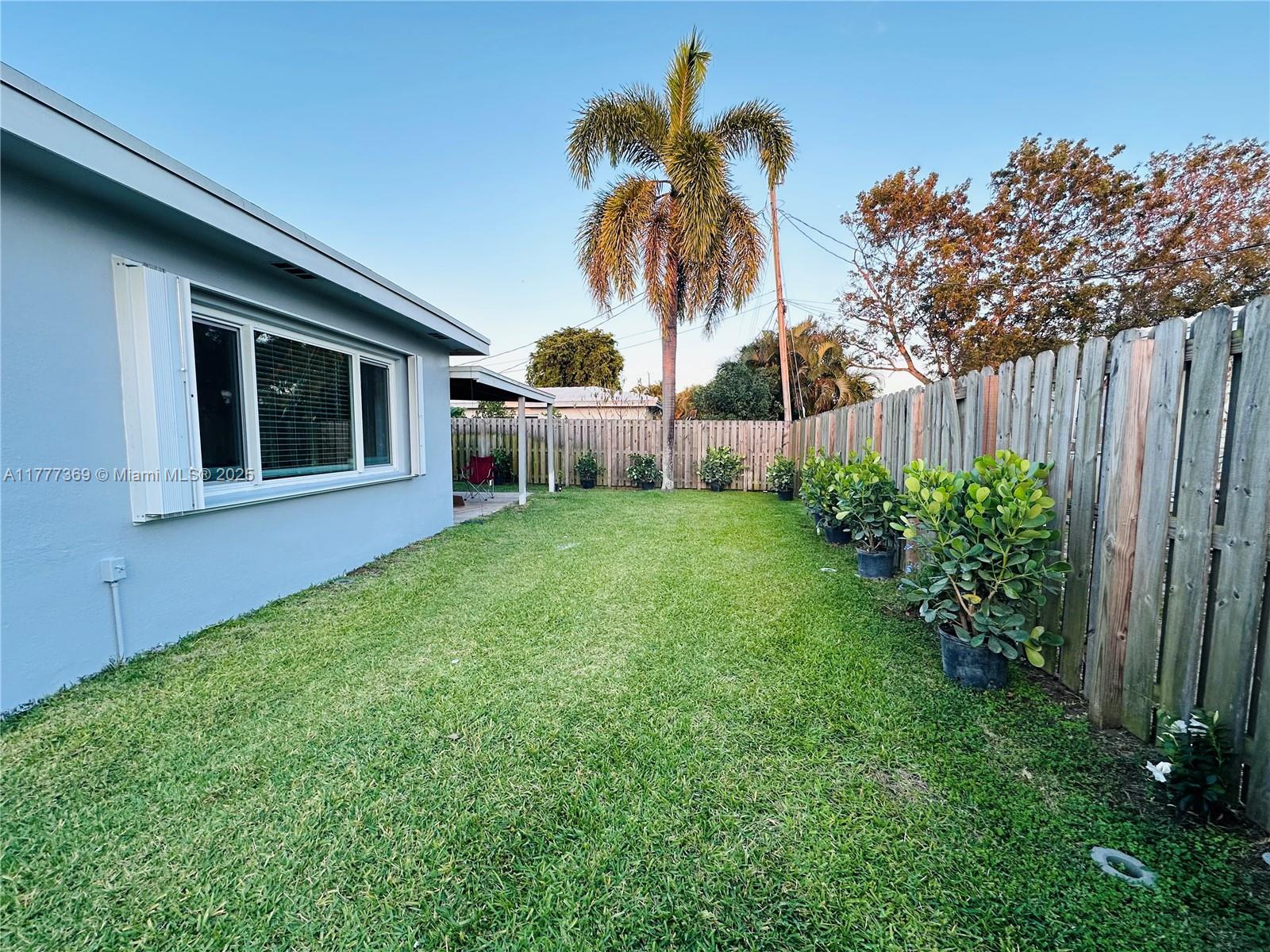 110 SW 17th St