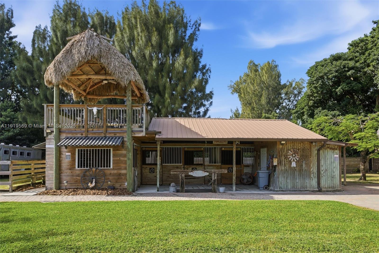 GREEN GLADES SOUTH - Residential