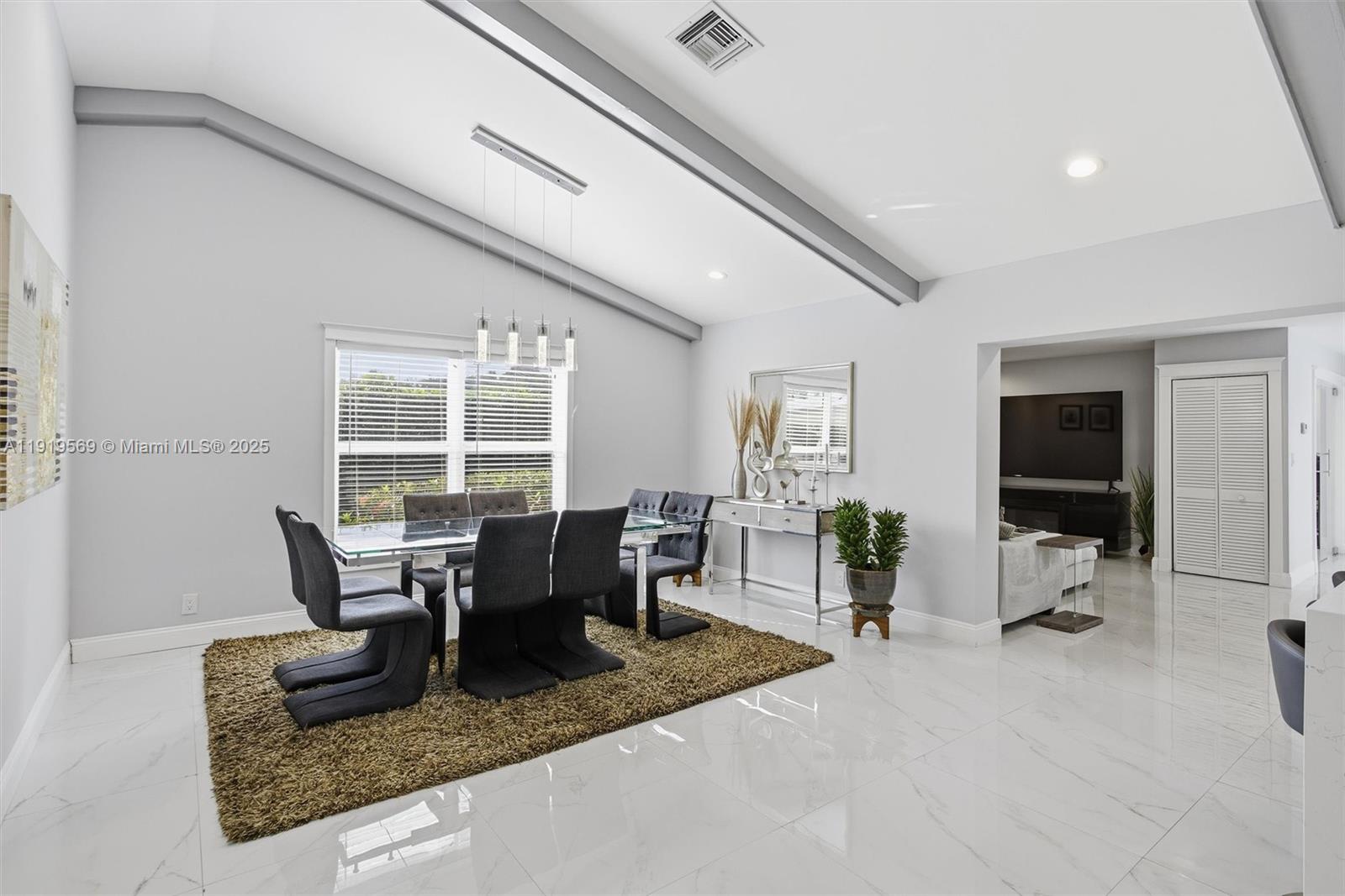 GREEN GLADES SOUTH - Residential