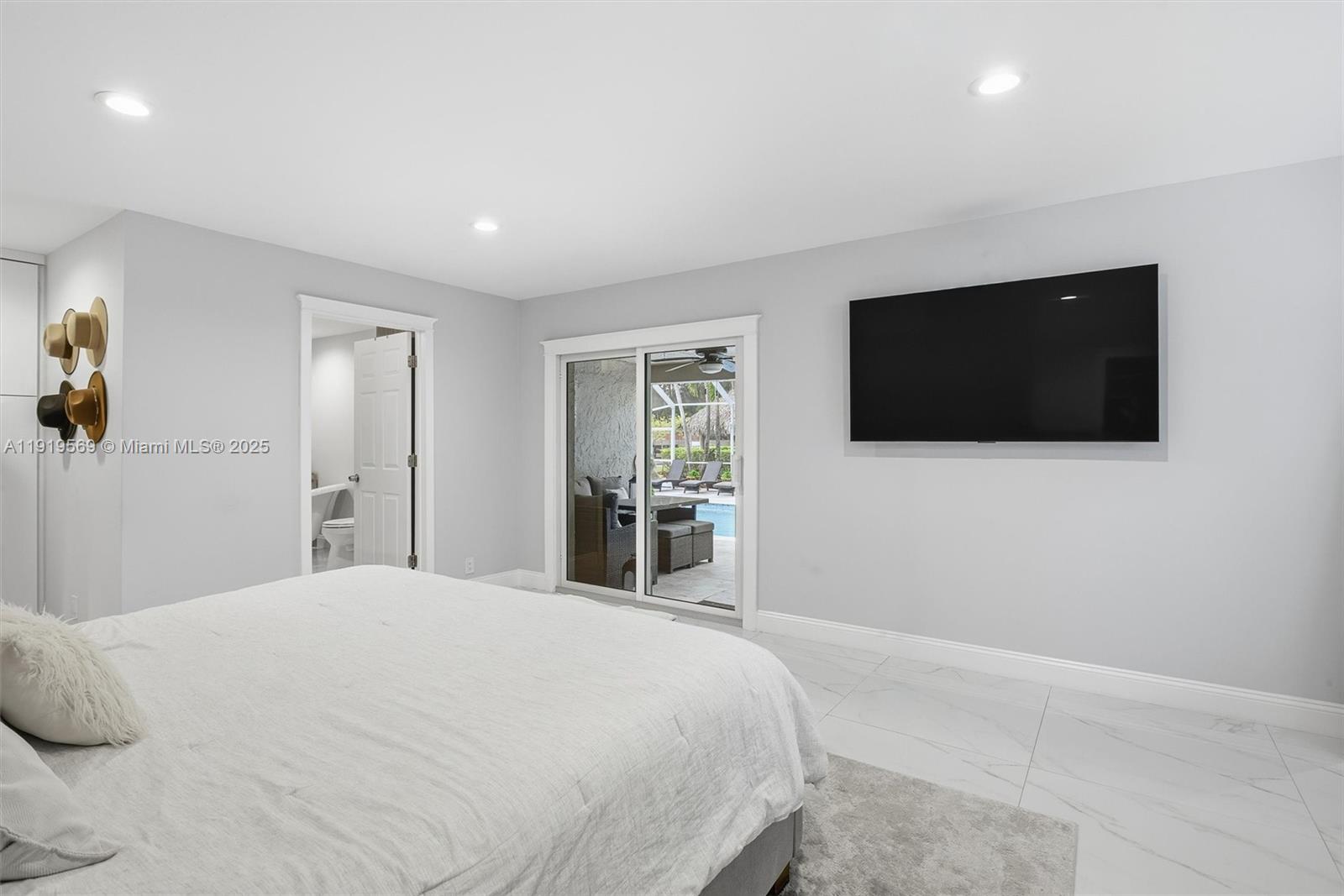 GREEN GLADES SOUTH - Residential