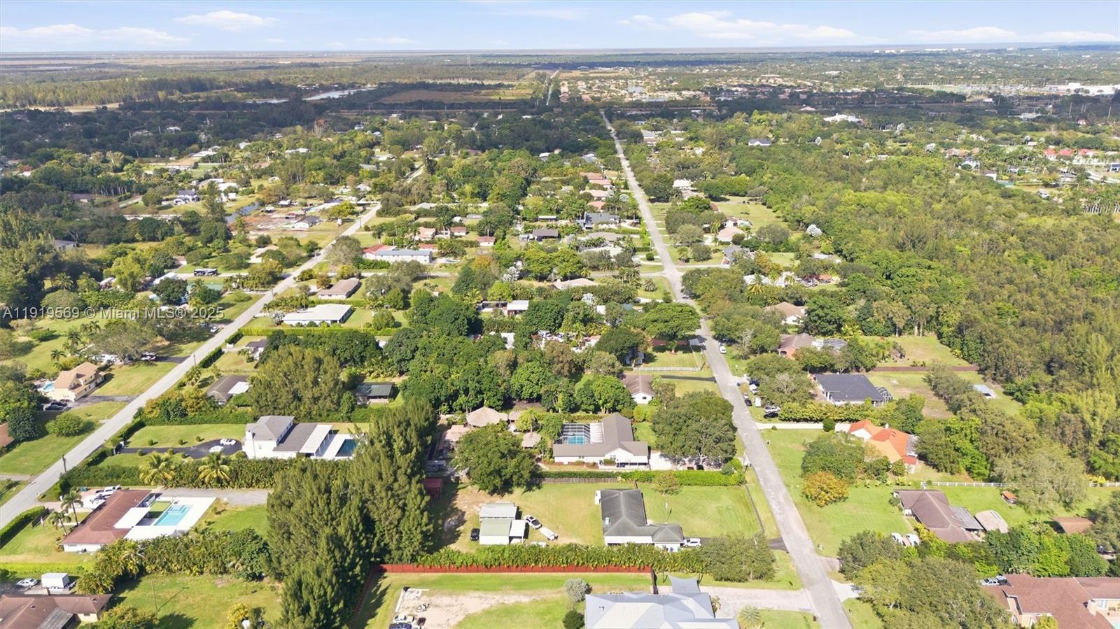 GREEN GLADES SOUTH - Residential