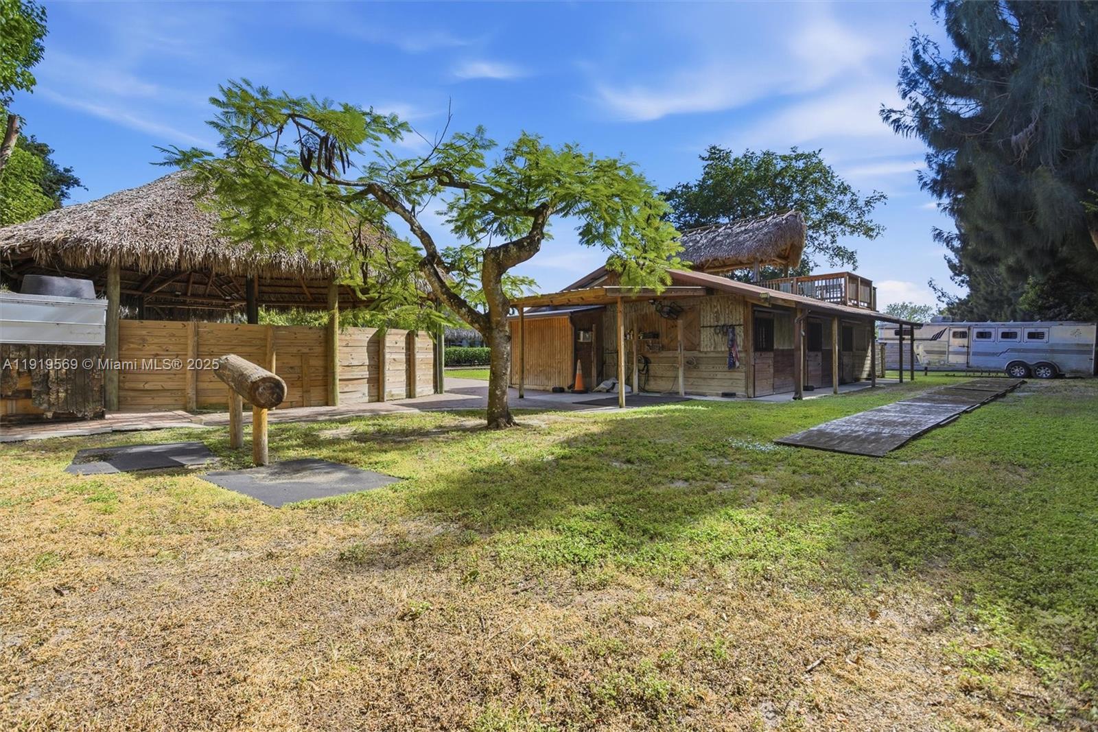 GREEN GLADES SOUTH - Residential