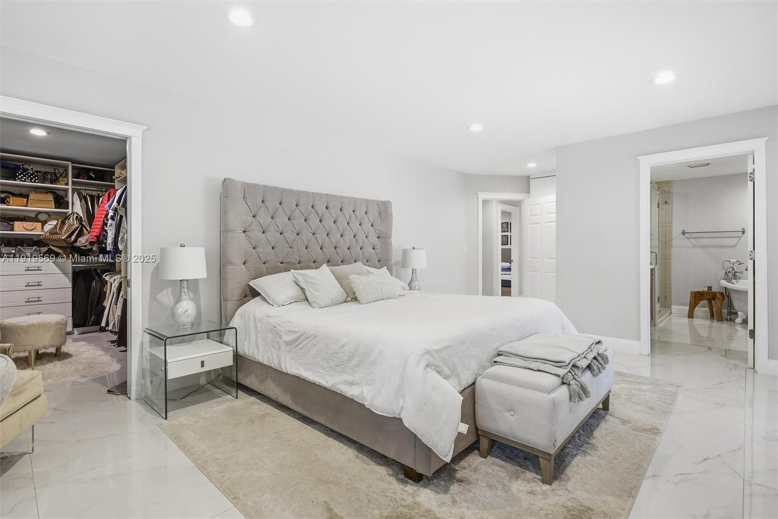 GREEN GLADES SOUTH - Residential