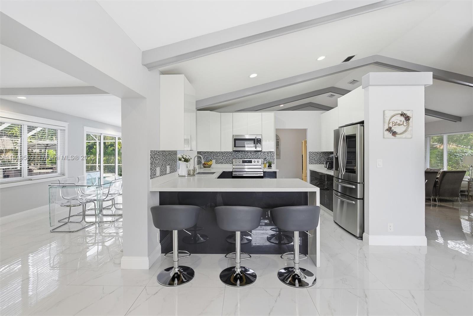 GREEN GLADES SOUTH - Residential