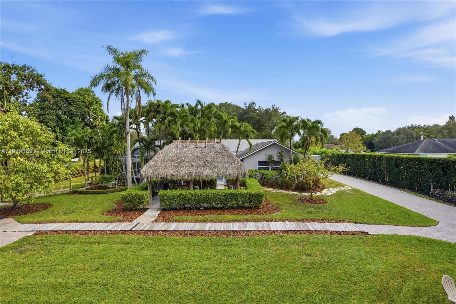 GREEN GLADES SOUTH - Residential