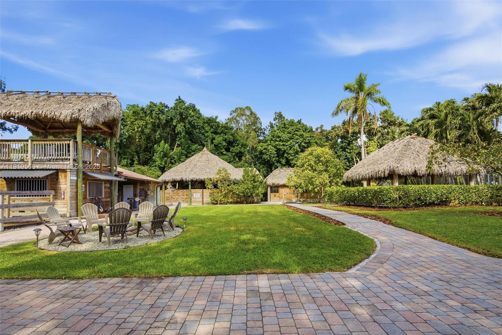 GREEN GLADES SOUTH - Residential