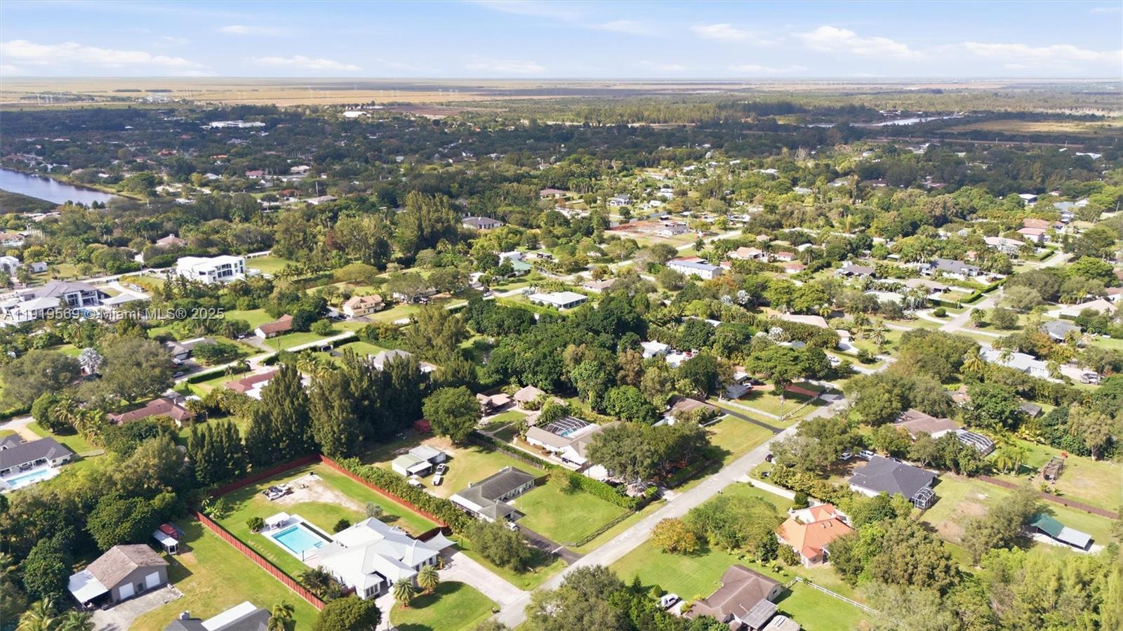 GREEN GLADES SOUTH - Residential