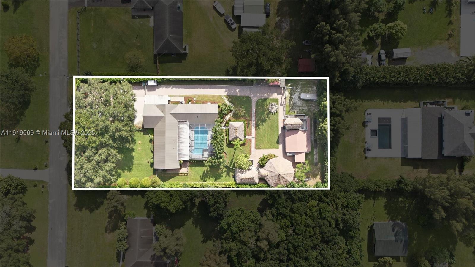 GREEN GLADES SOUTH - Residential