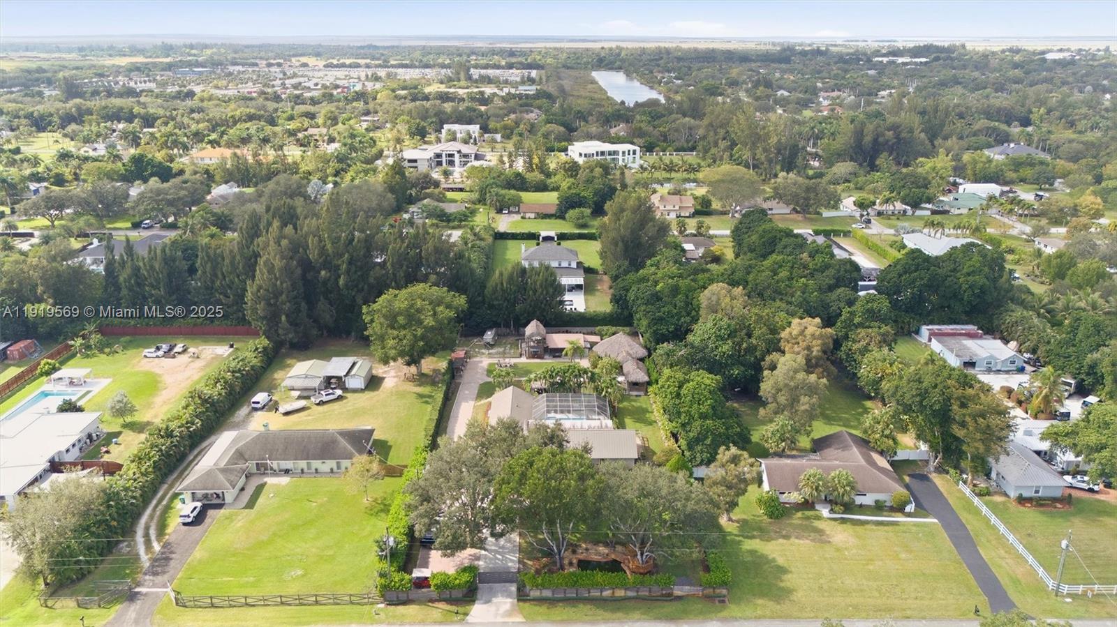 GREEN GLADES SOUTH - Residential