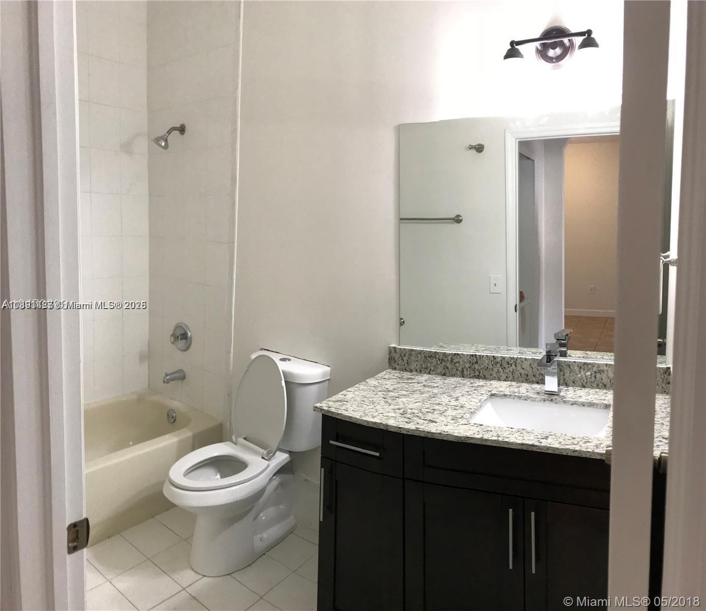SHOMA HOMES AT COUNTRY CL - Residential Lease