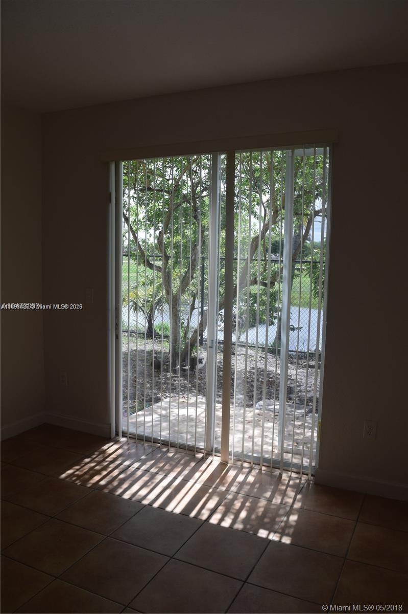 SHOMA HOMES AT COUNTRY CL - Residential Lease