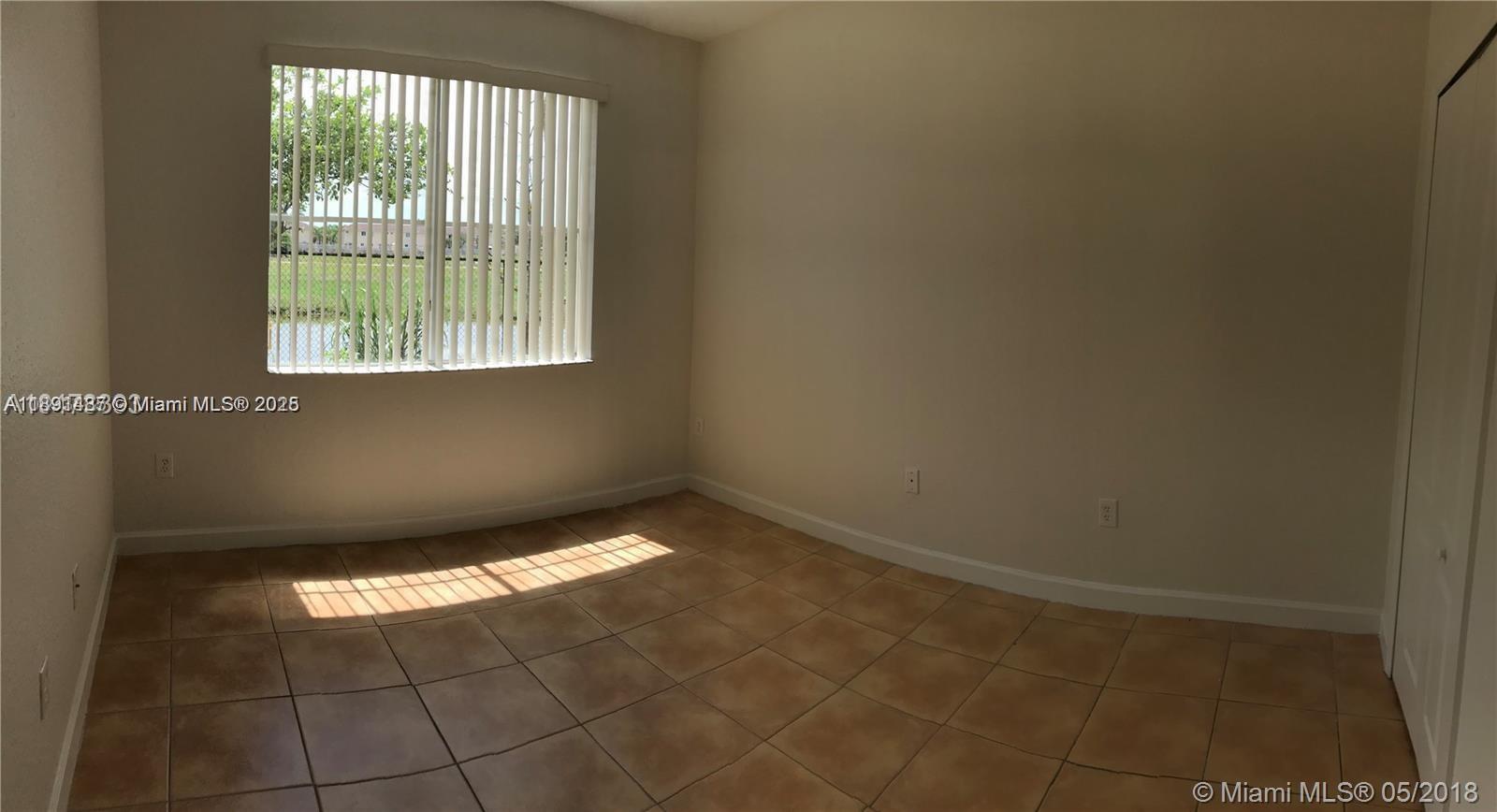 SHOMA HOMES AT COUNTRY CL - Residential Lease
