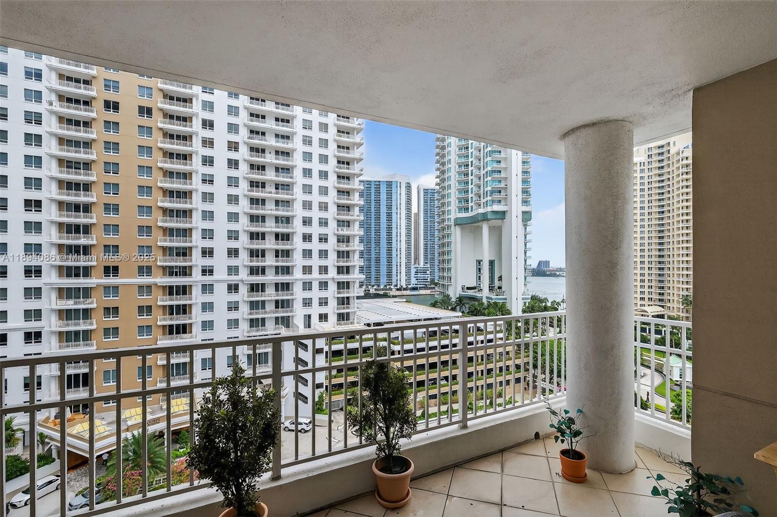 COURVOISIER COURTS CONDO - Residential Lease