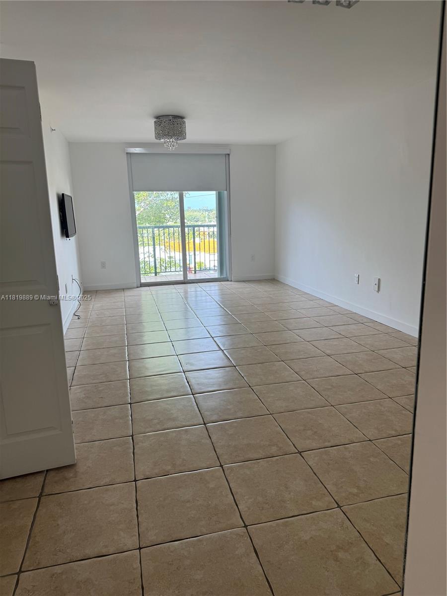 SURFSIDE PALMS CONDO - Residential