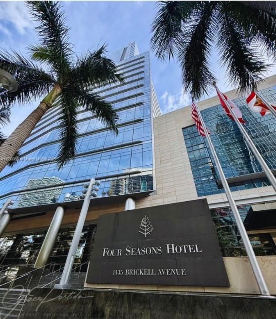 This studio is the perfect blend of sophistication and comfort, nestled within the prestigious Four Seasons in the heart of Brickell. Featuring a kitchen with a microwave, refrigerator, dishwasher, cooktop, and sleek finishes. Stylist open layout, enhanced by tasteful furnishings and natural light. Breathtaking views of the Miami skyline, and just moments from Brickell’s nightlife, premier shopping, and cultural landmarks, making it an ideal retreat for weekends or an elegant urban residence. Enjoy access to world-class amenities, including a luxurious spa, state-of-the-art fitness center, sparkling pools, gourmet dining options, and 24-hour concierge services, all tailored to elevate your lifestyle. Don’t miss the chance to own a piece of luxury—Schedule your private showing today!