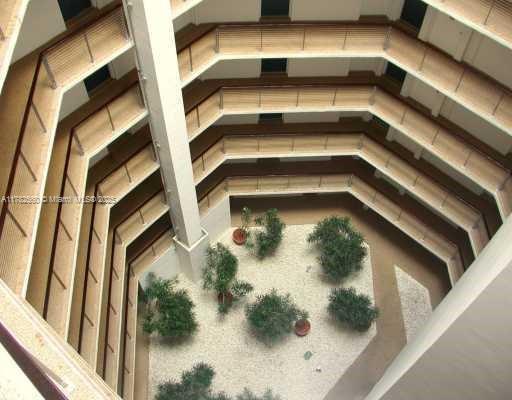 Octagon Towers 01 - Residential Lease