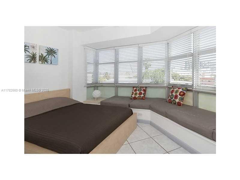 Octagon Towers 01 - Residential Lease