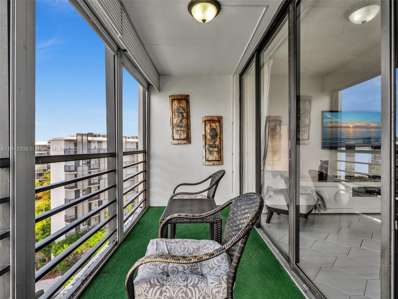 BISCAYA IV CONDO - Residential