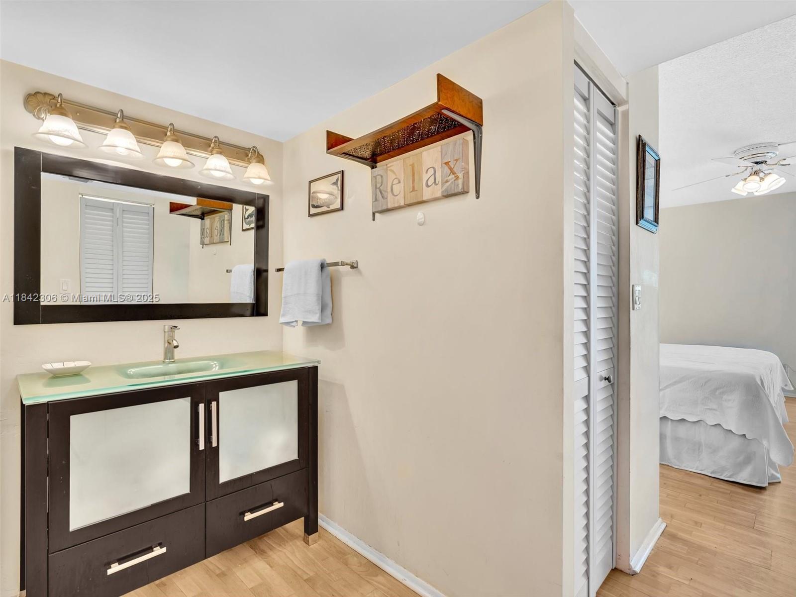 BISCAYA IV CONDO - Residential