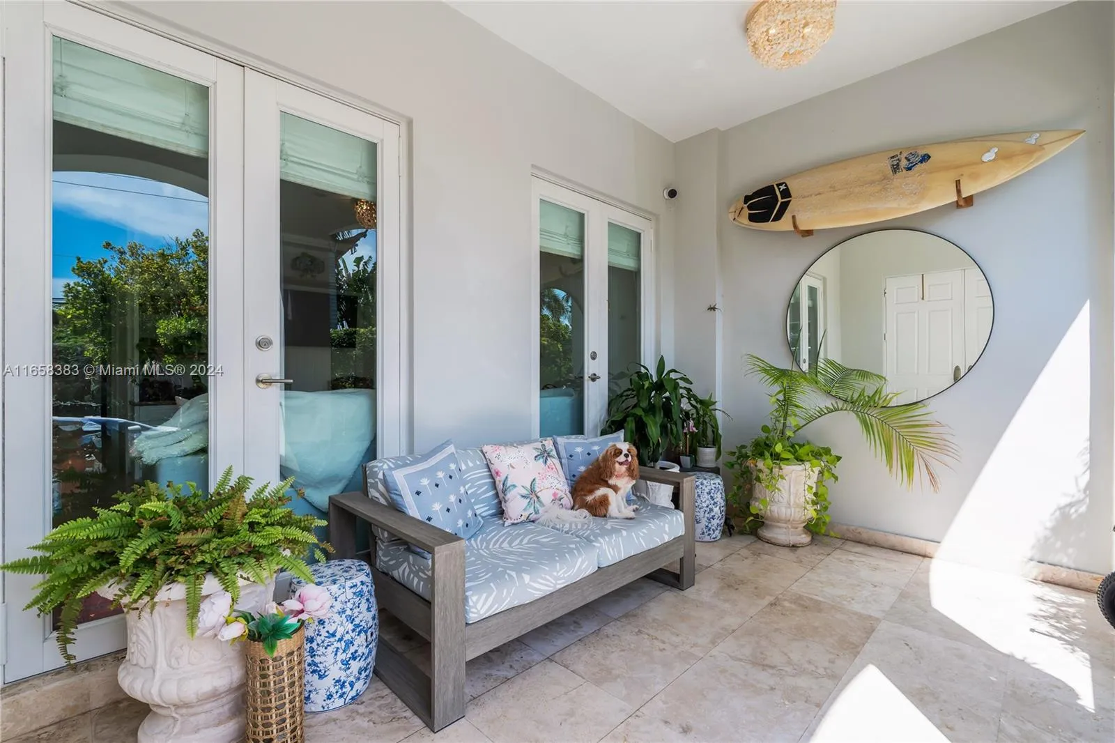 Key Biscayne, Florida 33149, United States, 3 Bedrooms Bedrooms, ,3 BathroomsBathrooms,Residential,Pending,44221