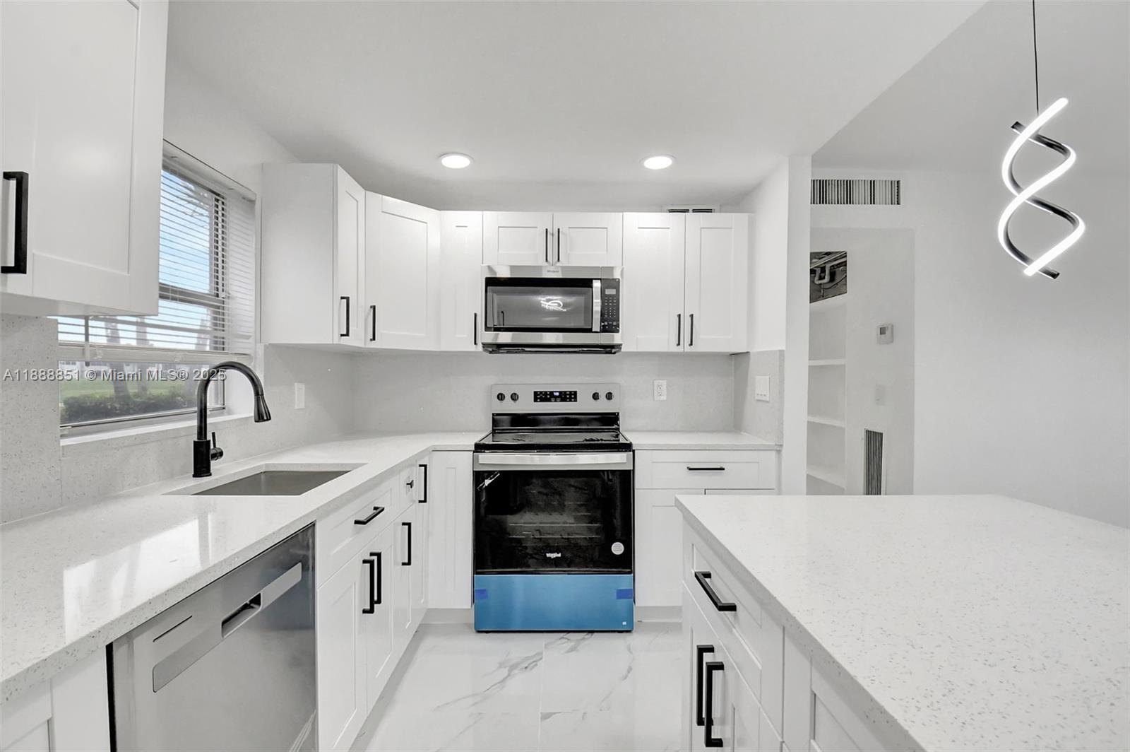 KINGS POINT TUSCANY CONDO - Residential