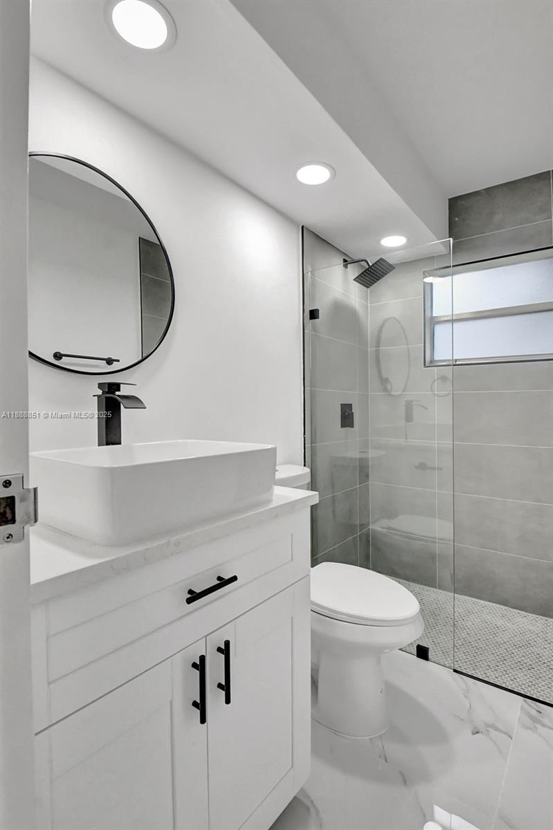 KINGS POINT TUSCANY CONDO - Residential