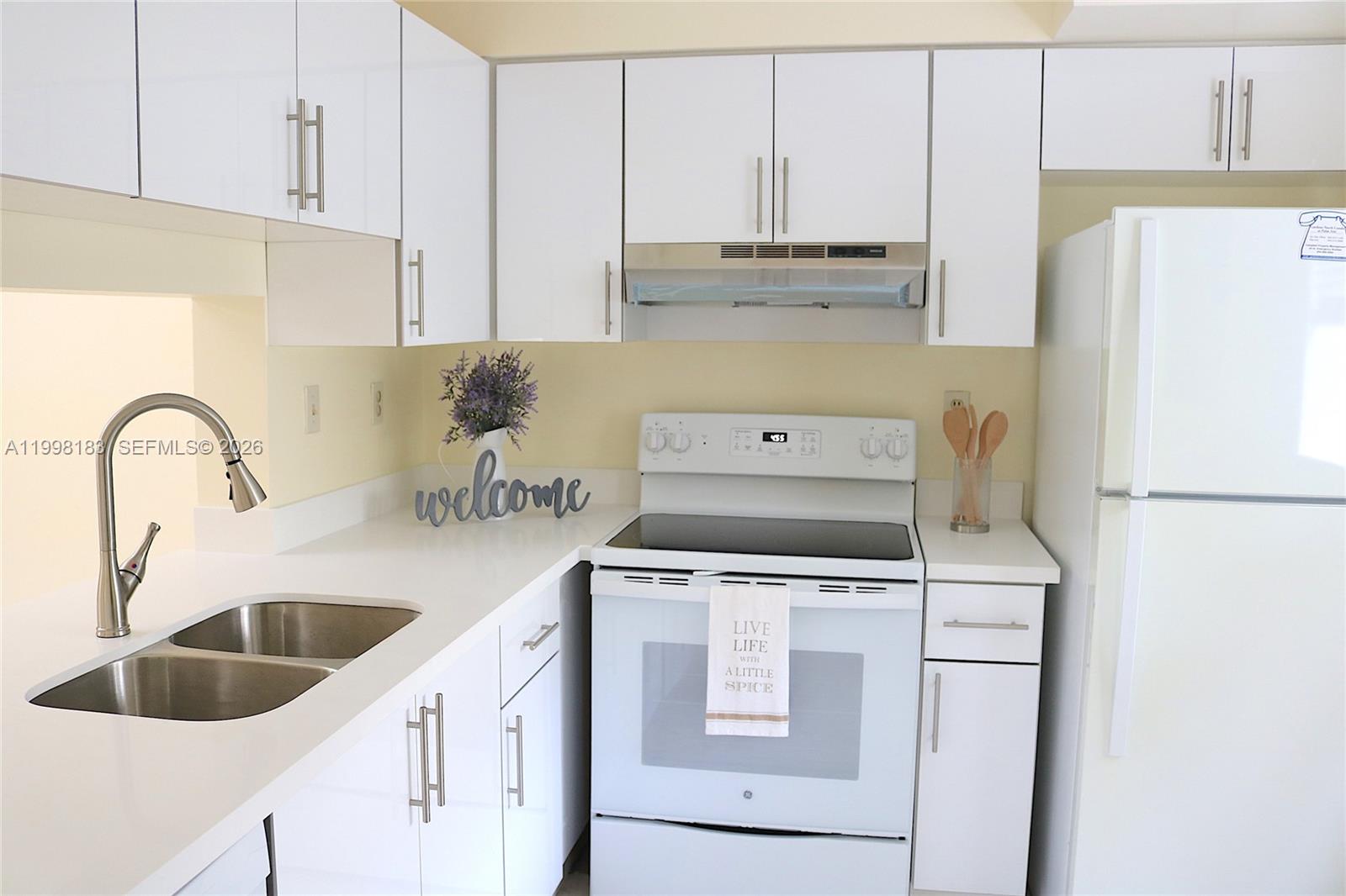 GARDENS NORTH 7 CONDO - Residential Lease