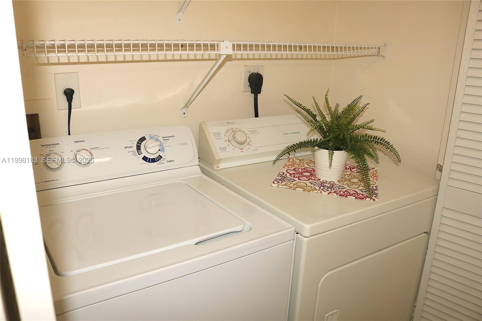 GARDENS NORTH 7 CONDO - Residential Lease