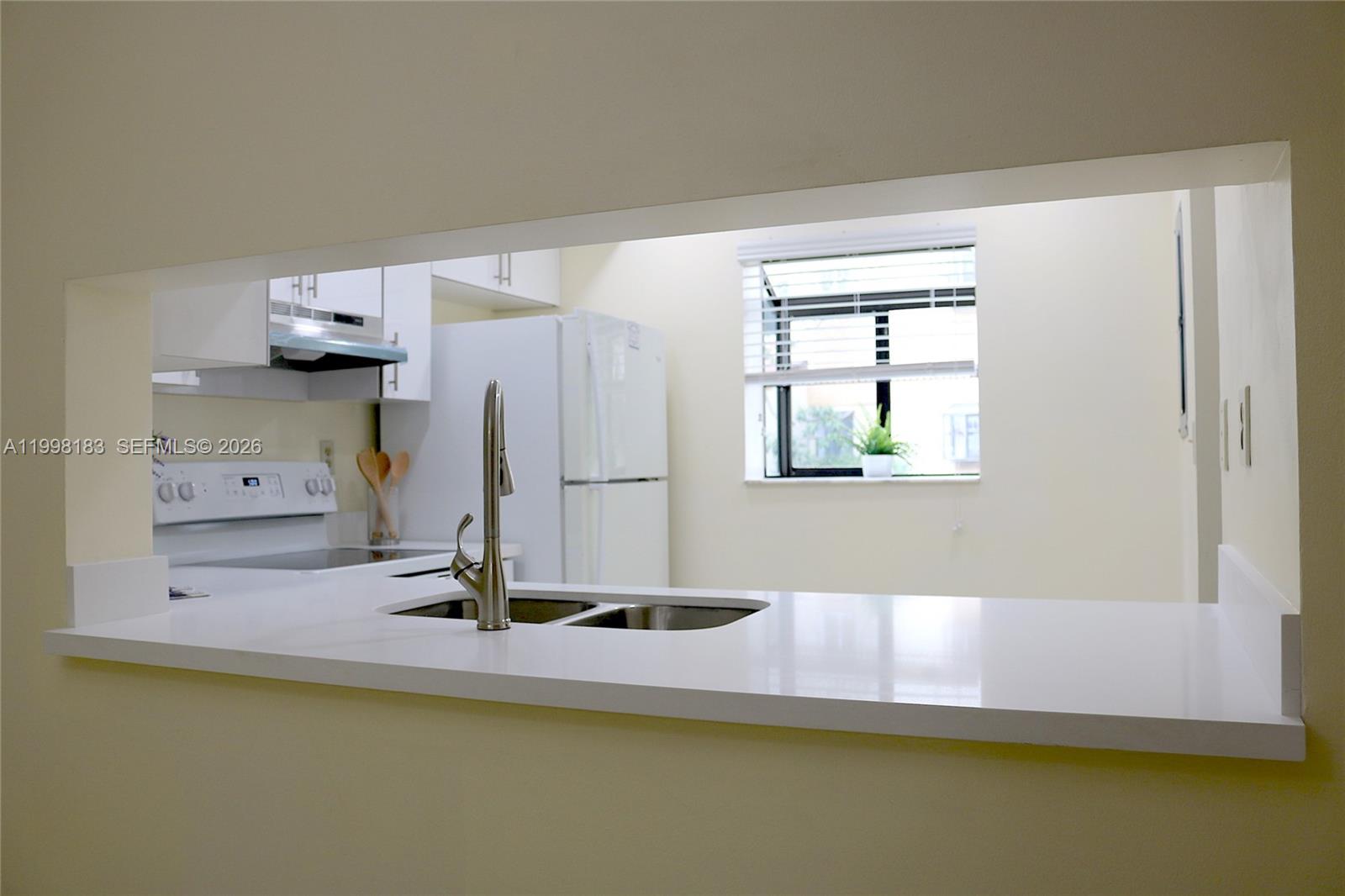 GARDENS NORTH 7 CONDO - Residential Lease