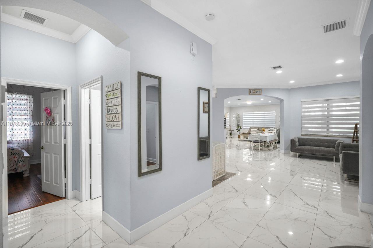 ISLES AT WESTON - Residential