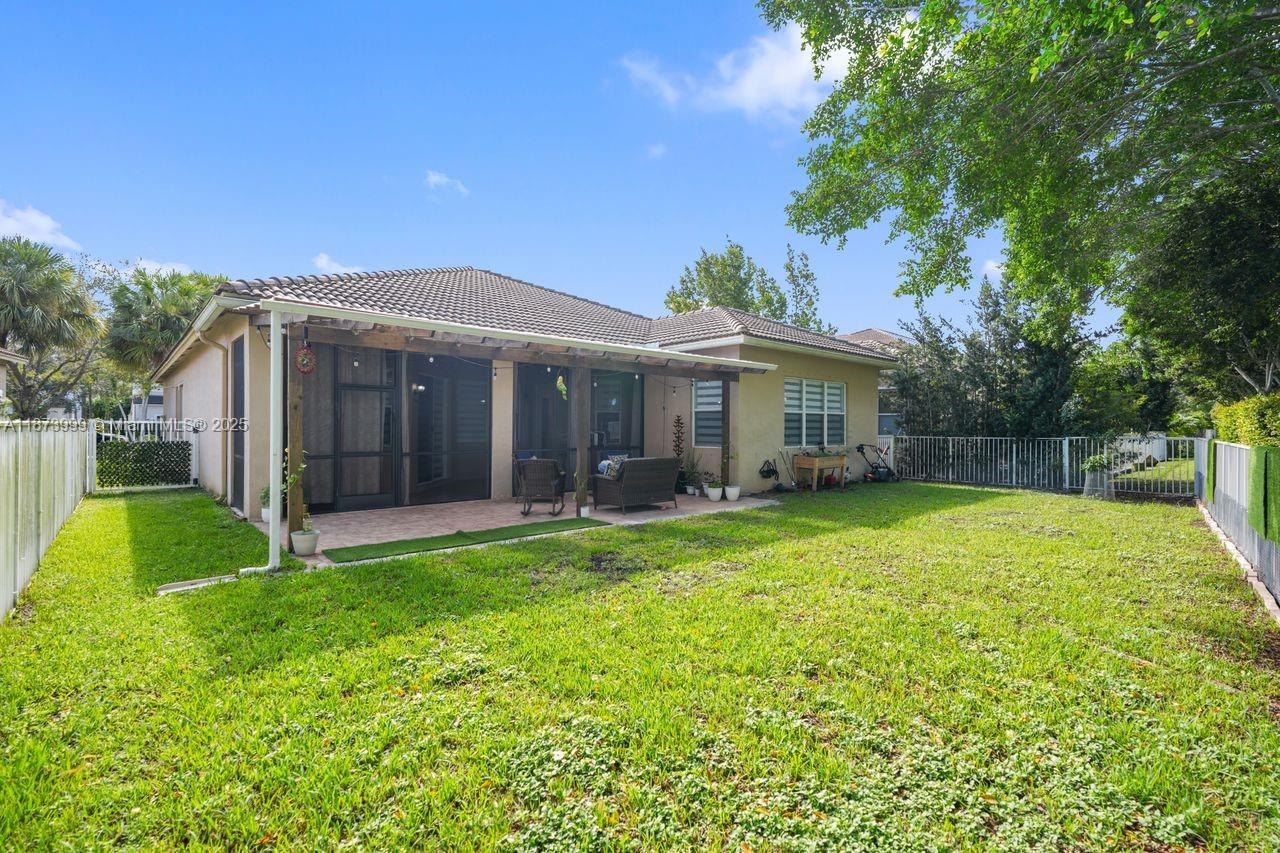 ISLES AT WESTON - Residential