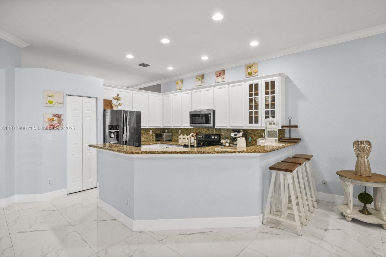 ISLES AT WESTON - Residential