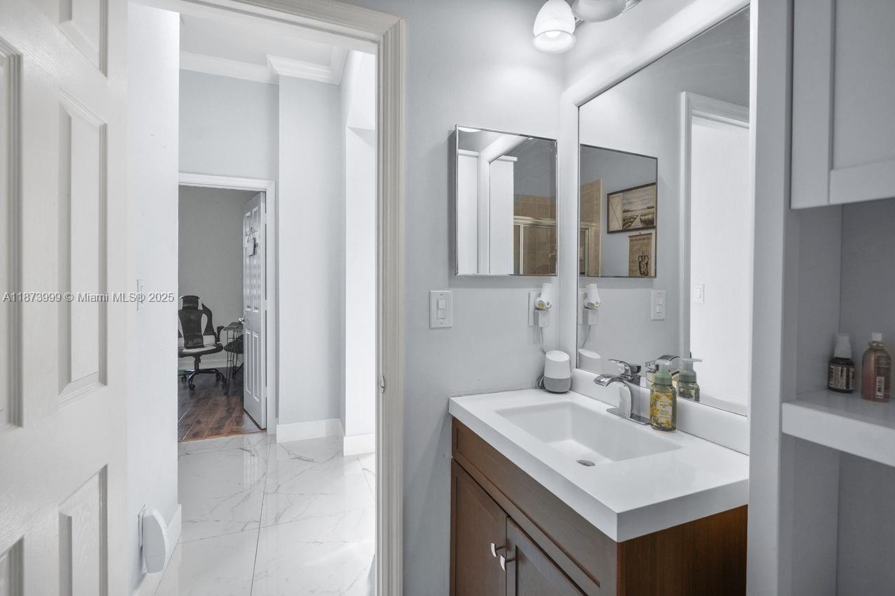 ISLES AT WESTON - Residential