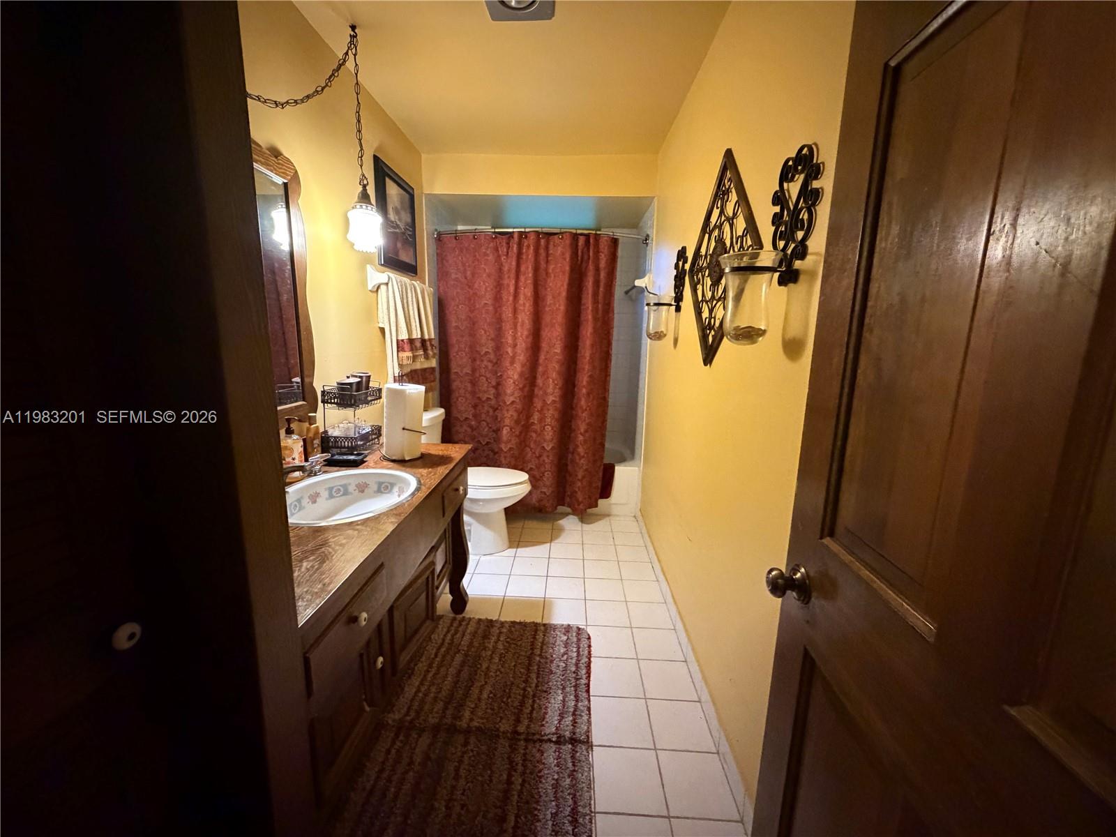 PINE COUNTRY PB36P129 AND - Residential