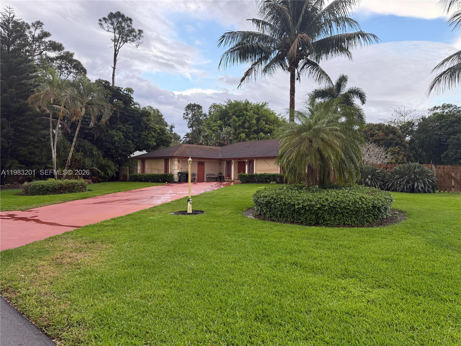 PINE COUNTRY PB36P129 AND - Residential