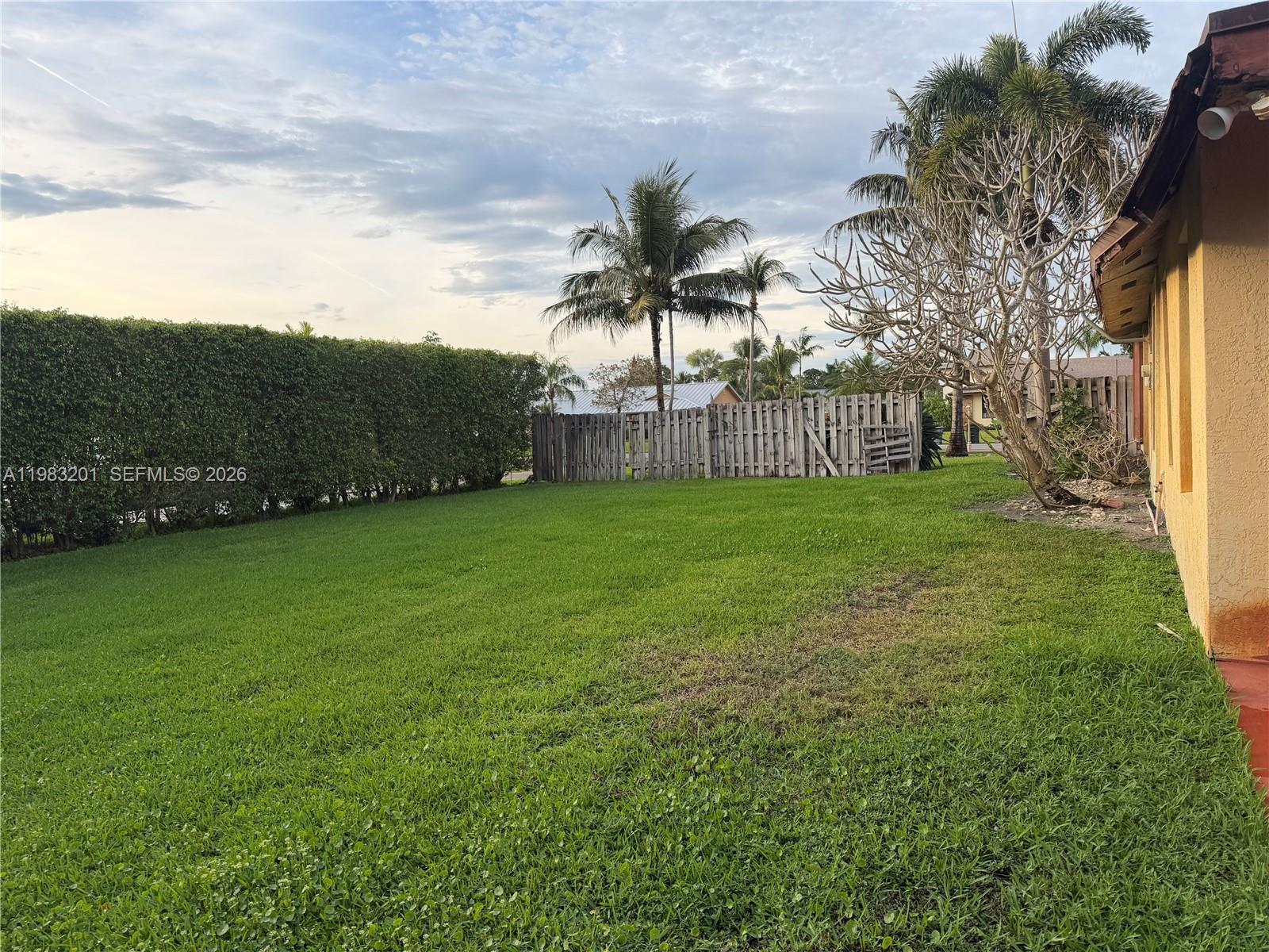 PINE COUNTRY PB36P129 AND - Residential