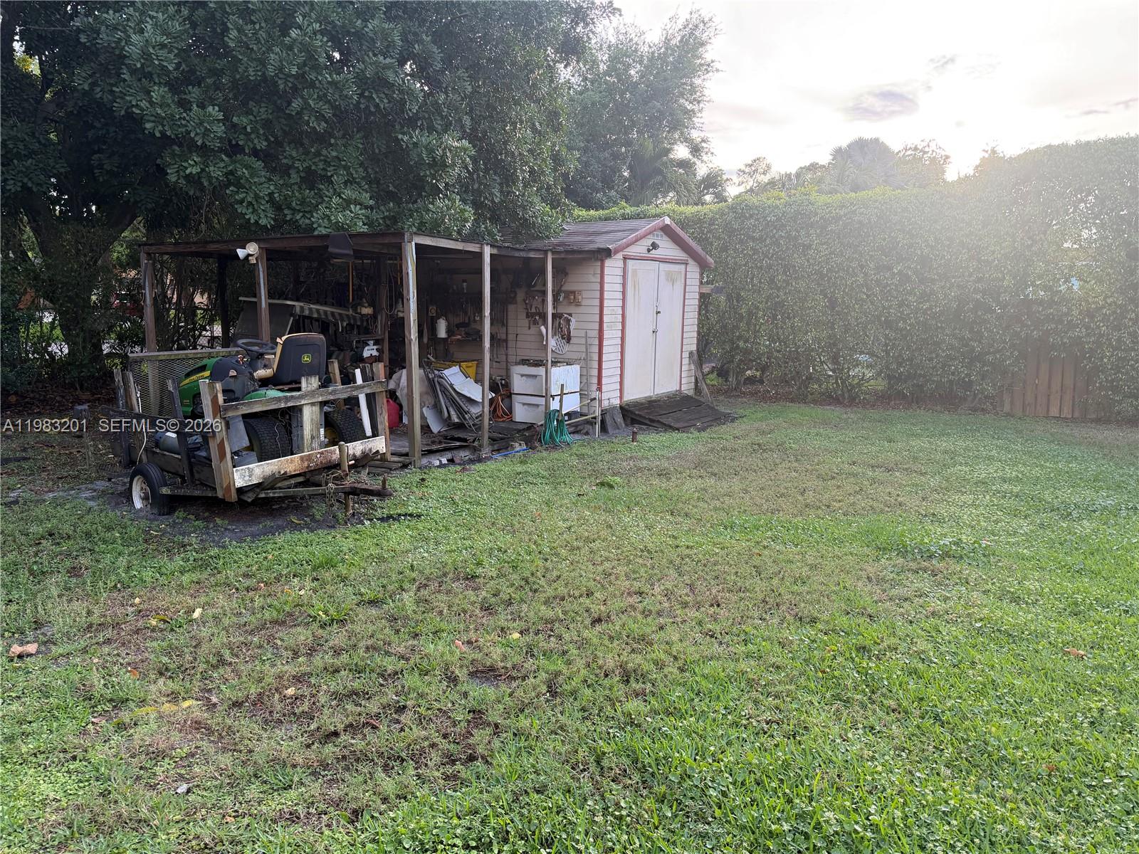 PINE COUNTRY PB36P129 AND - Residential