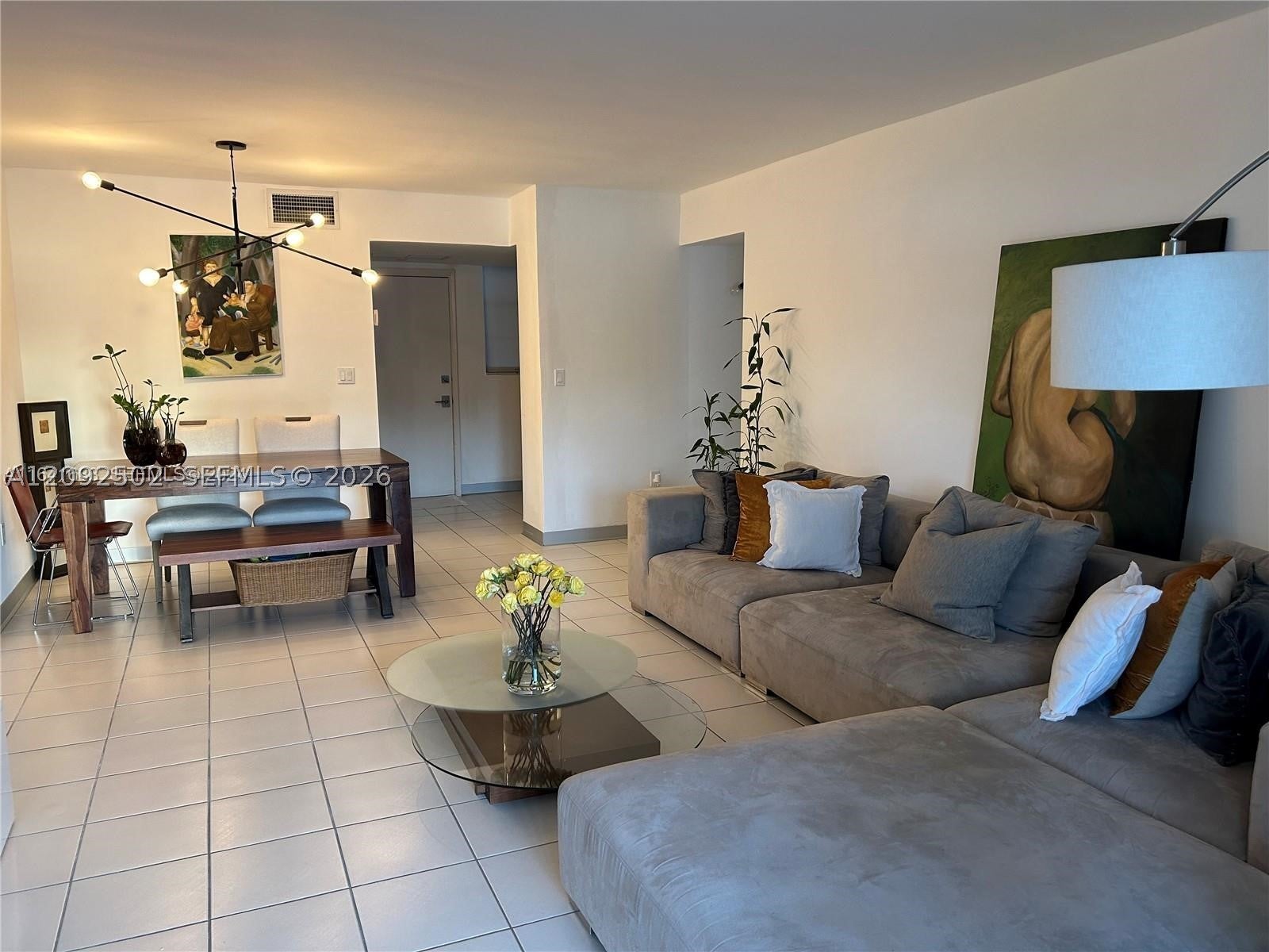 2861 NE Leonard Dr F206