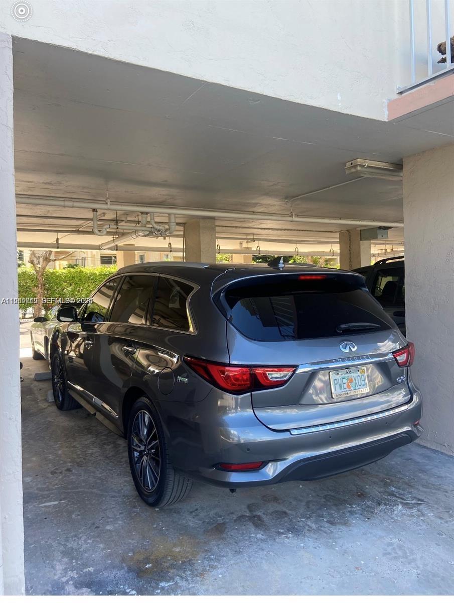 CROMWELL WEST CONDO - Residential Lease