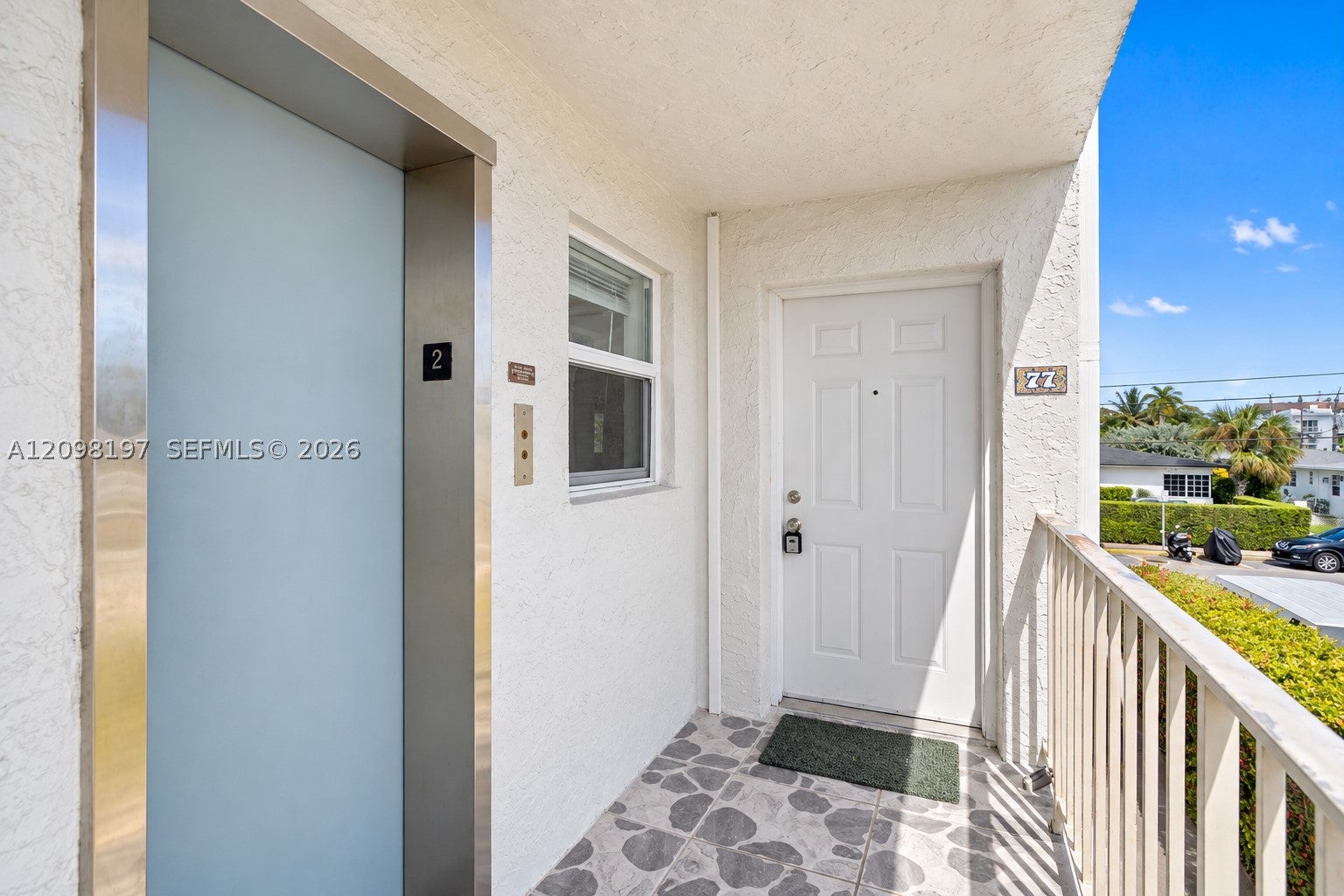 2150 Bay Dr 7