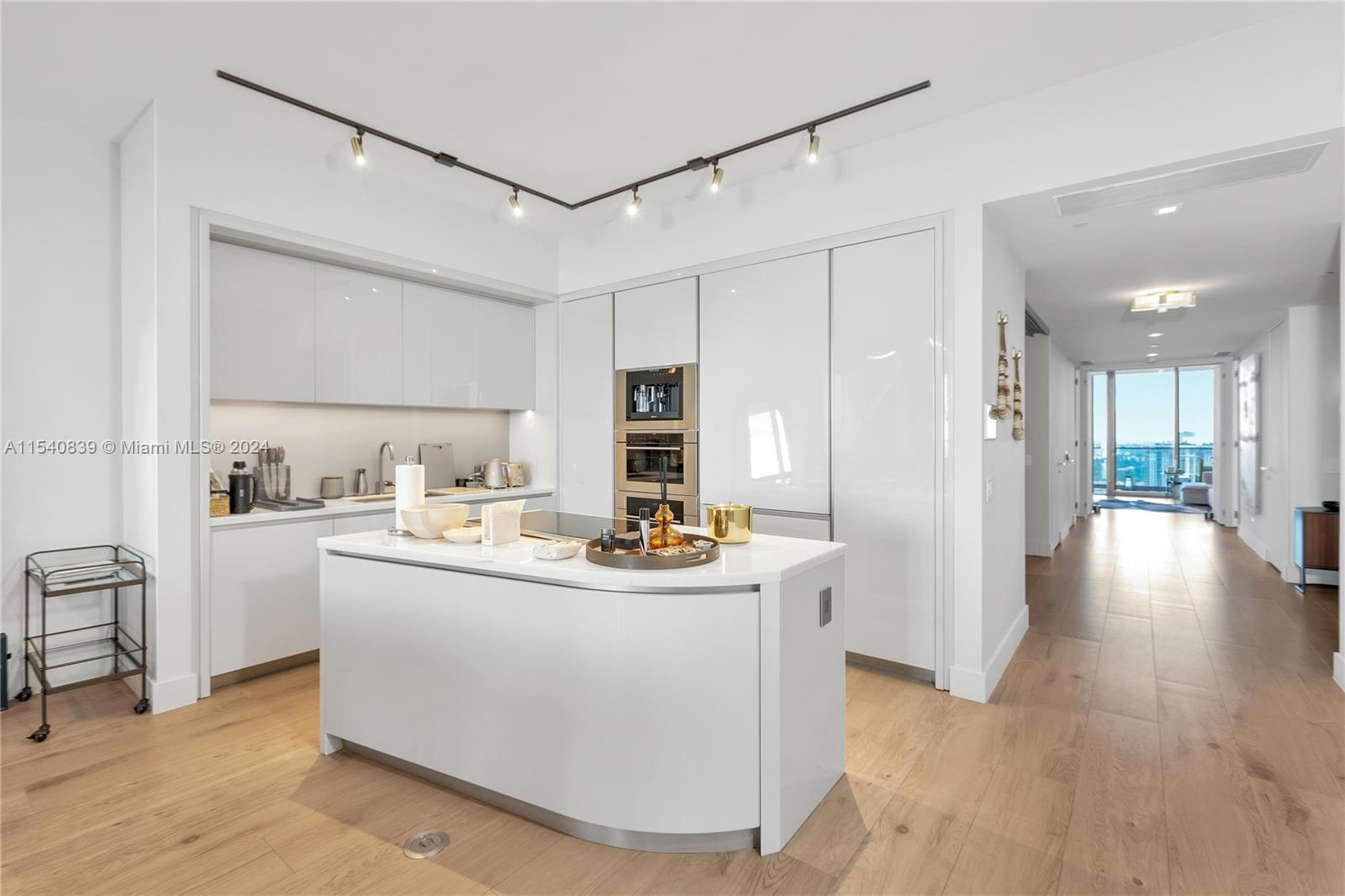 18975 COLLINS CONDO - Residential