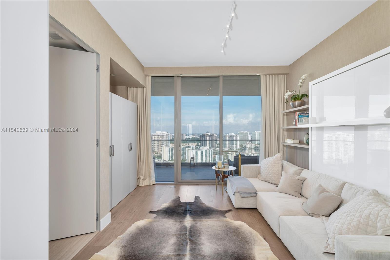 18975 COLLINS CONDO - Residential