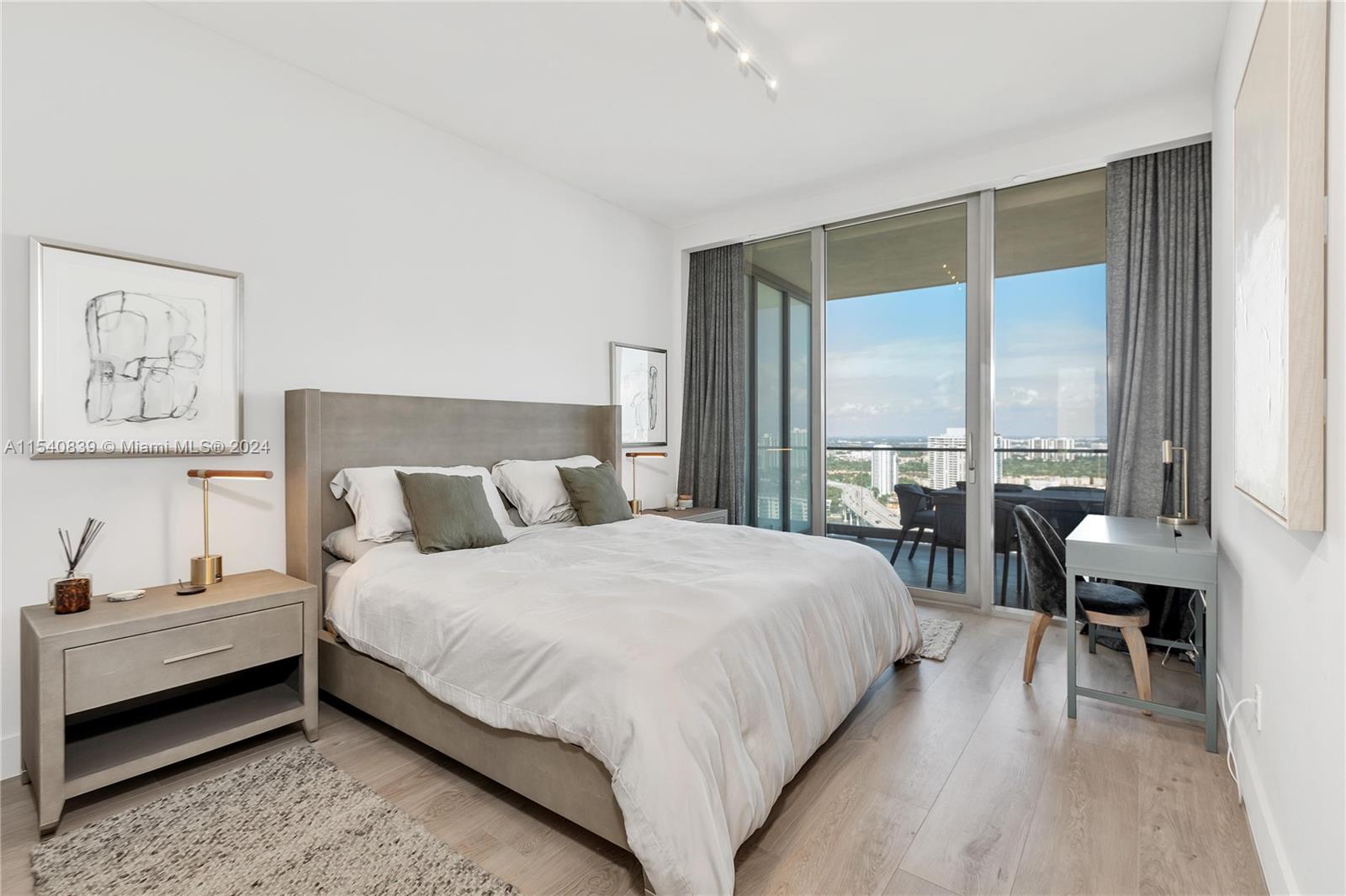 18975 COLLINS CONDO - Residential