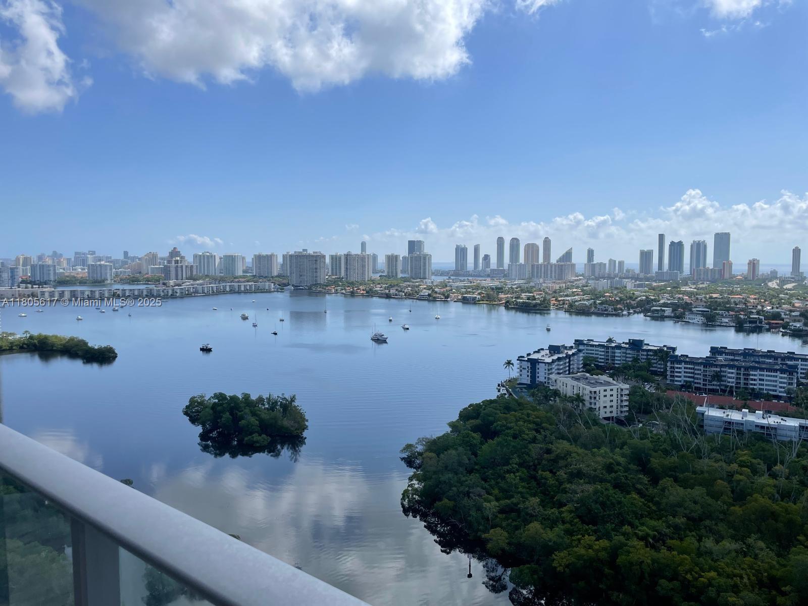 16385 Biscayne Blvd 2707, North Miami Beach, Miami-Dade County, Florida - 3 Bedrooms  
3 Bathrooms - 